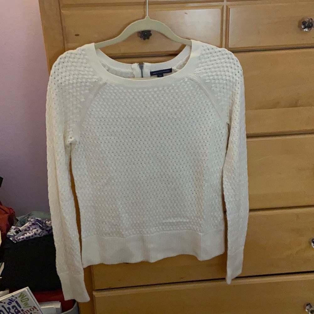American Eagle white cross knitted sweater w/ zipper